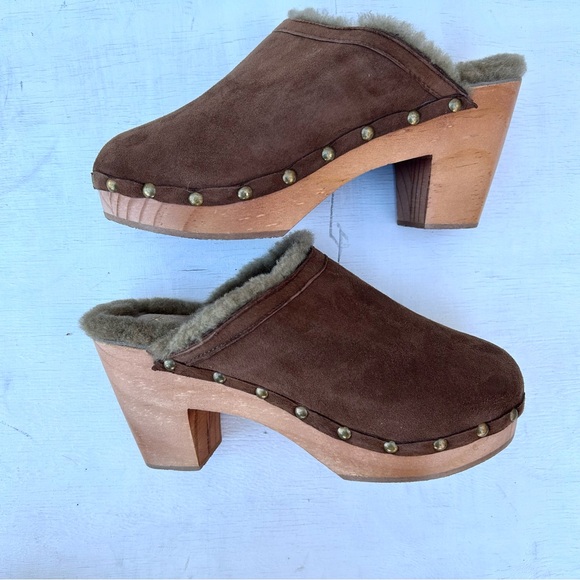Beek Shearling Lined Suede Clogs - Picture 7 of 8